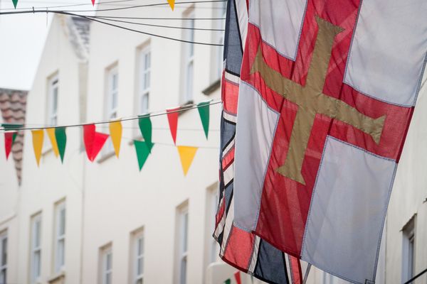 Voters kick out Guernsey ministers