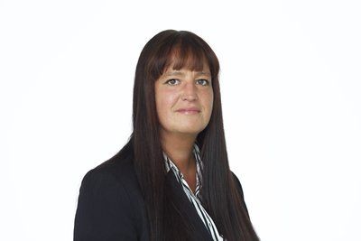 Julia Hoskinson joins Elian Corporate Services as associate director
