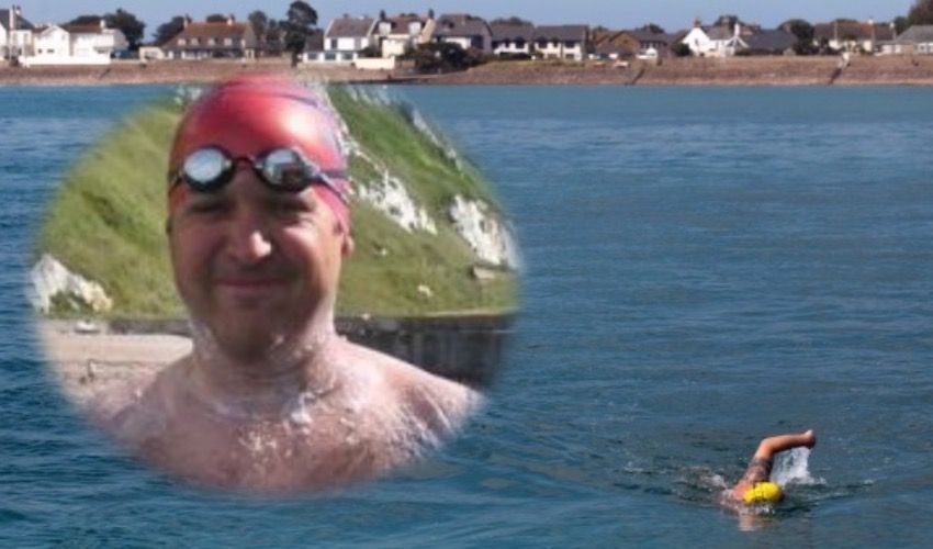 Islanders praise swimmer after world record attempt