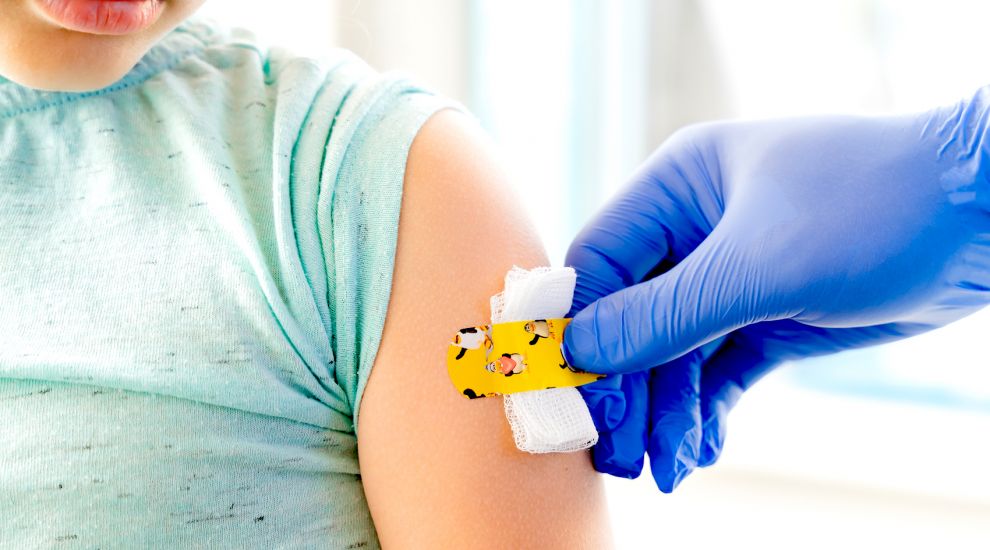'At risk' 5 to 11-year-olds to be offered covid vaccine