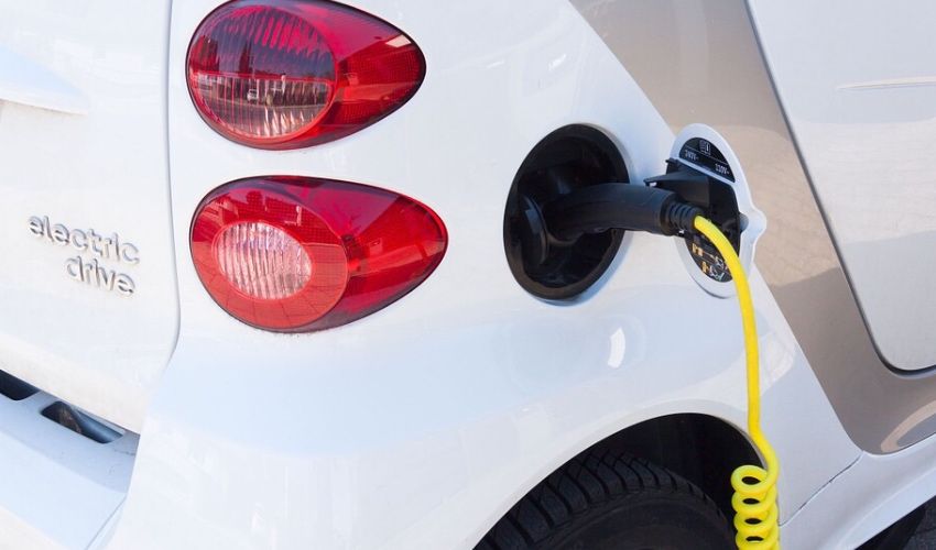 Electric car and heating subsidies on road to carbon neutrality