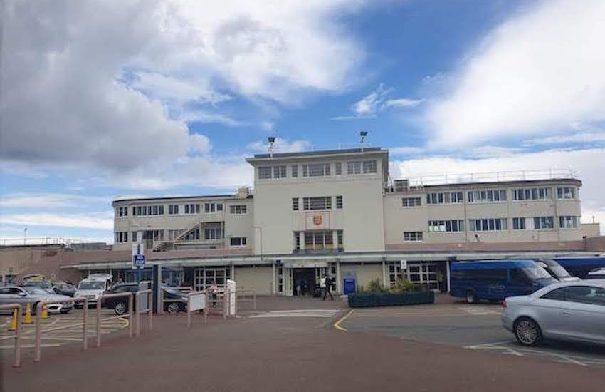 Historic Airport terminal to be retained