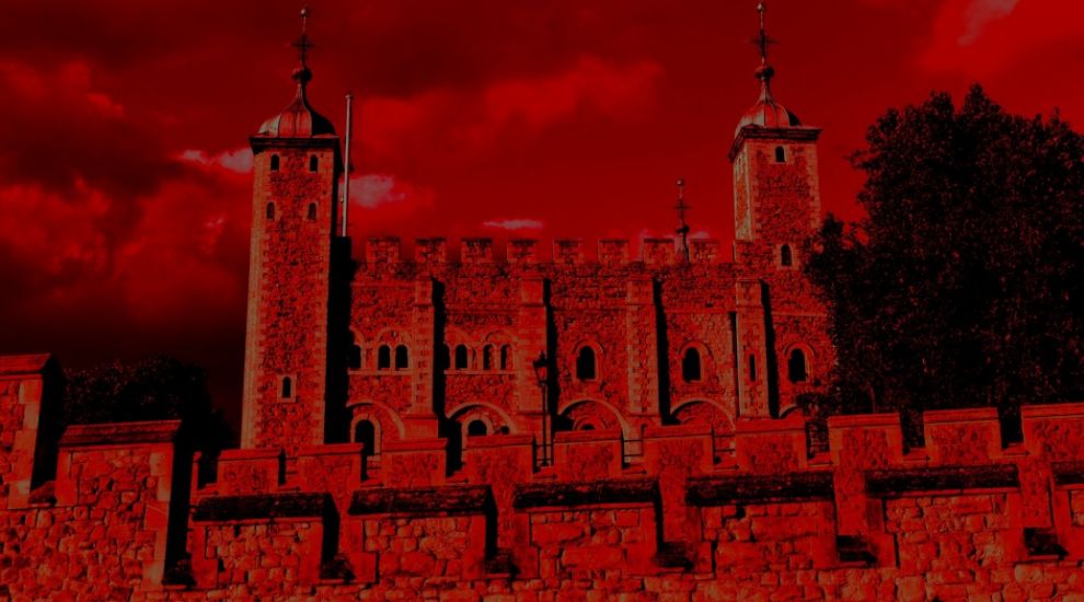 6 of the spookiest Tower of London ghost stories as the chilling tour goes live on Periscope
