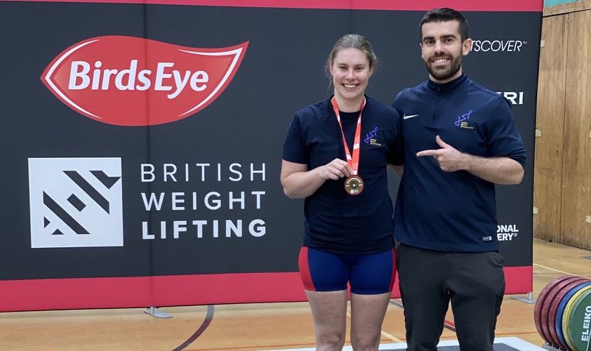 WATCH: Para-lifter scoops up Champion title in England