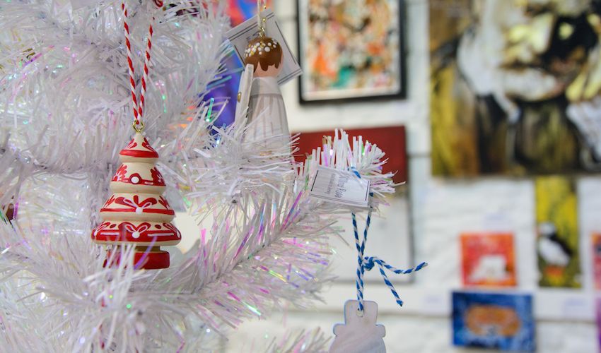 GALLERY: Harbour Gallery gets “magical” for Christmas