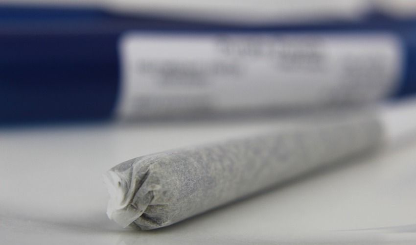 'Joint' smoker ordered to seek treatment