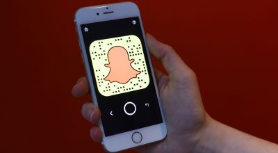 Snapchat users can now create and buy geofilters directly from their smartphones