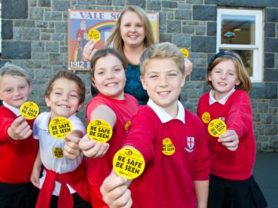 Guernsey Electricity reminds island’s school children to Be Safe and Be Seen