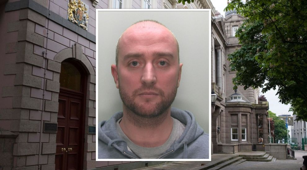 Cocaine addict who 'lost moral compass' jailed for drugs supply