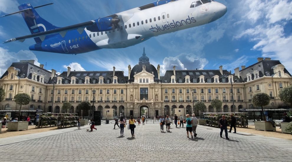 Direct flights to France return after seven years