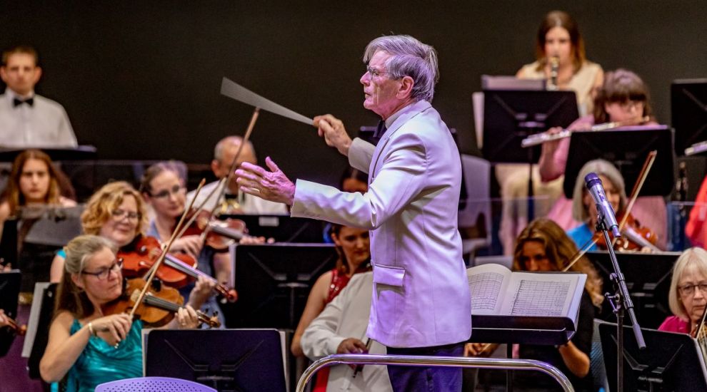 Orchestra's principal conductor to take his final bow