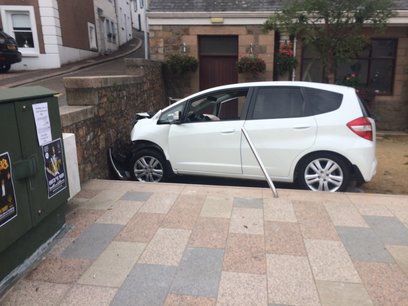 Car narrowly misses petanque court at St Aubin