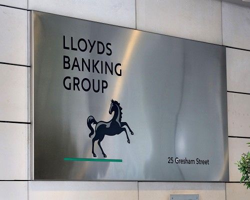 Lloyds sets aside £1.8 billion over PPI