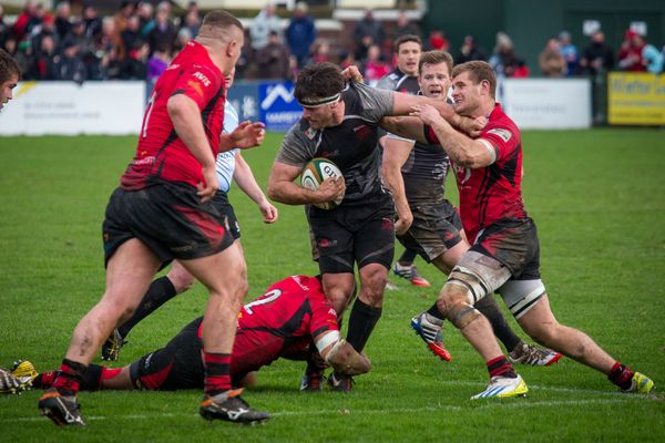 Jersey win a thriller against the Pirates