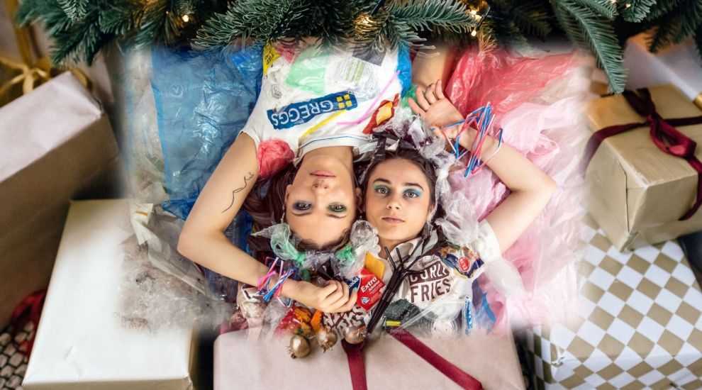 Plastica Gals' top tips to reduce Christmas waste