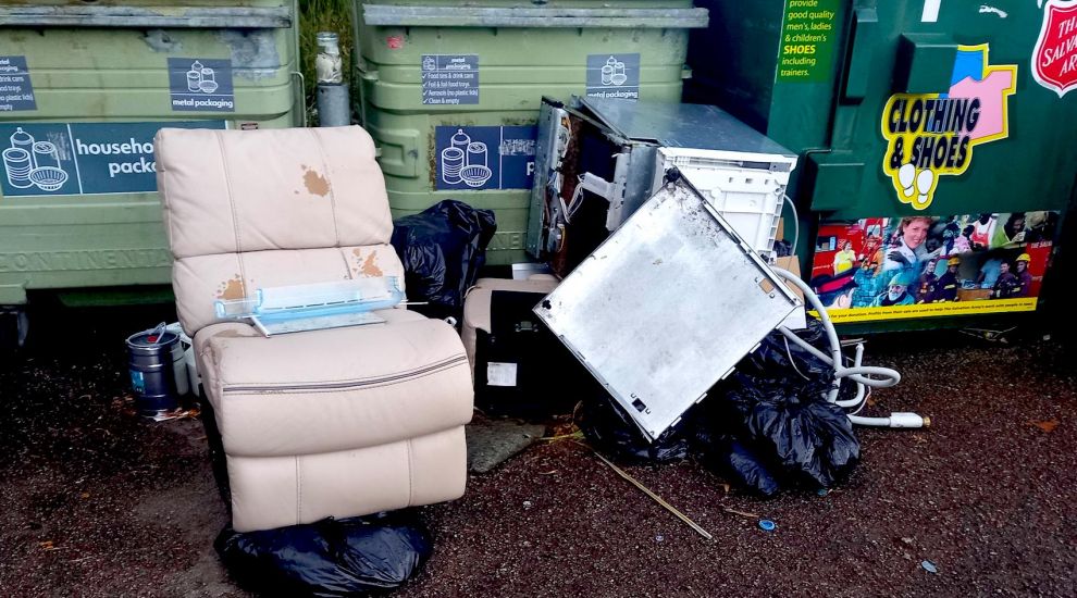 Did you see a dishwasher and deep fat fryer being dumped?