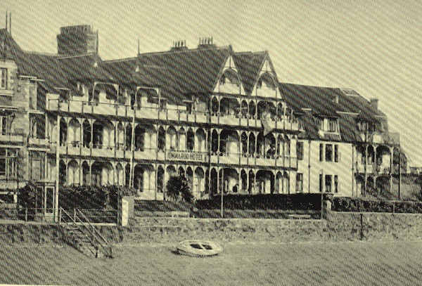 Ommaroo_Hotel_.jpg