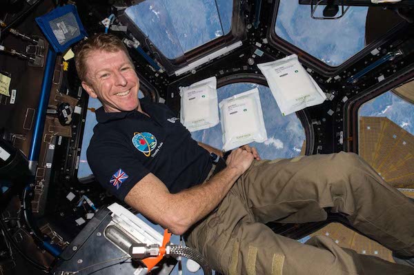 Tim_Peake_and_seeds.jpg
