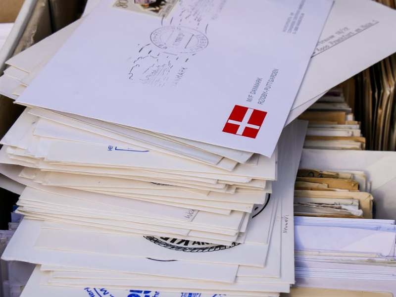 post mail delivery
