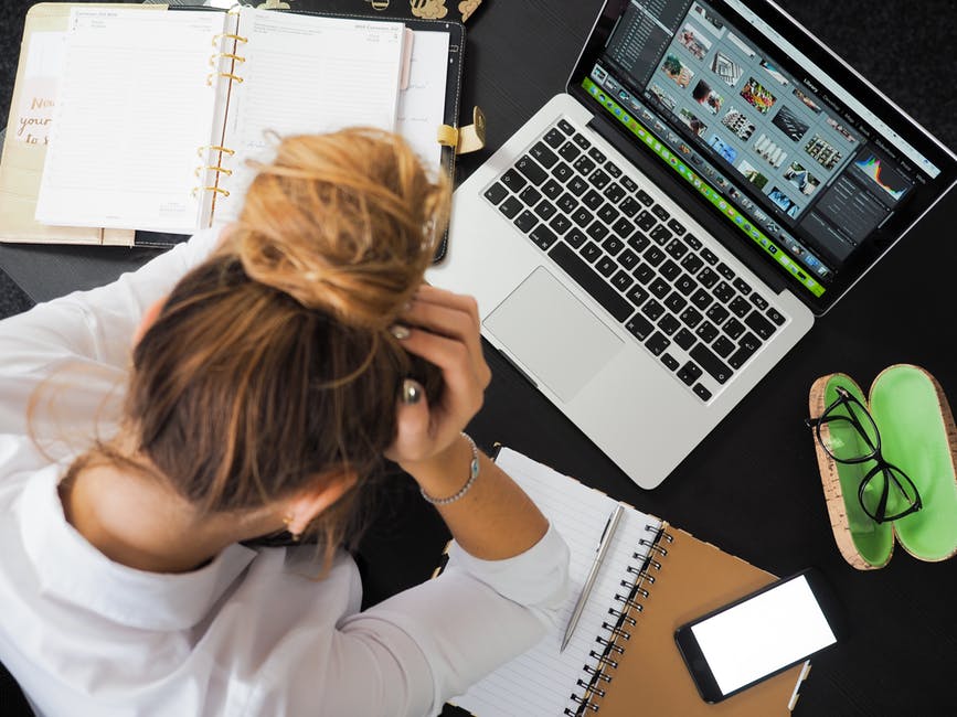 workplace_work_stress_anxiety_workload_office_desk.jpg