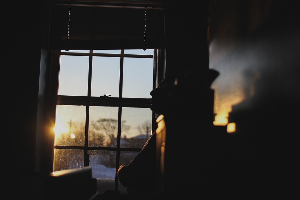 bedsit_lonely.jpg