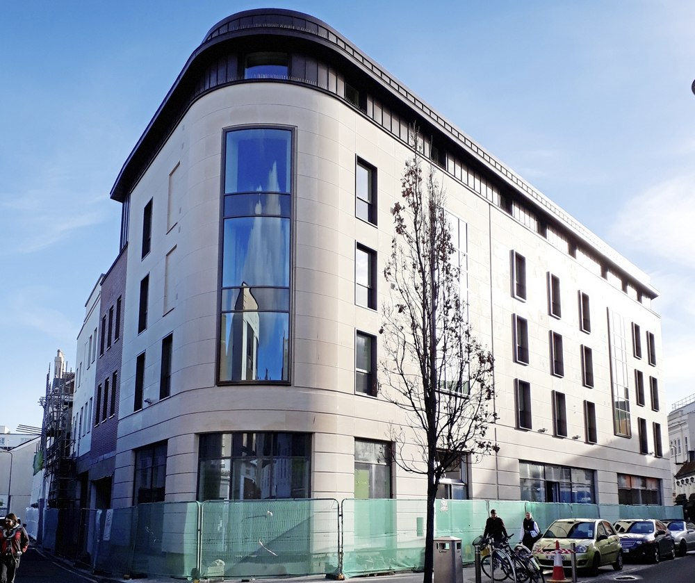 premier inn.png