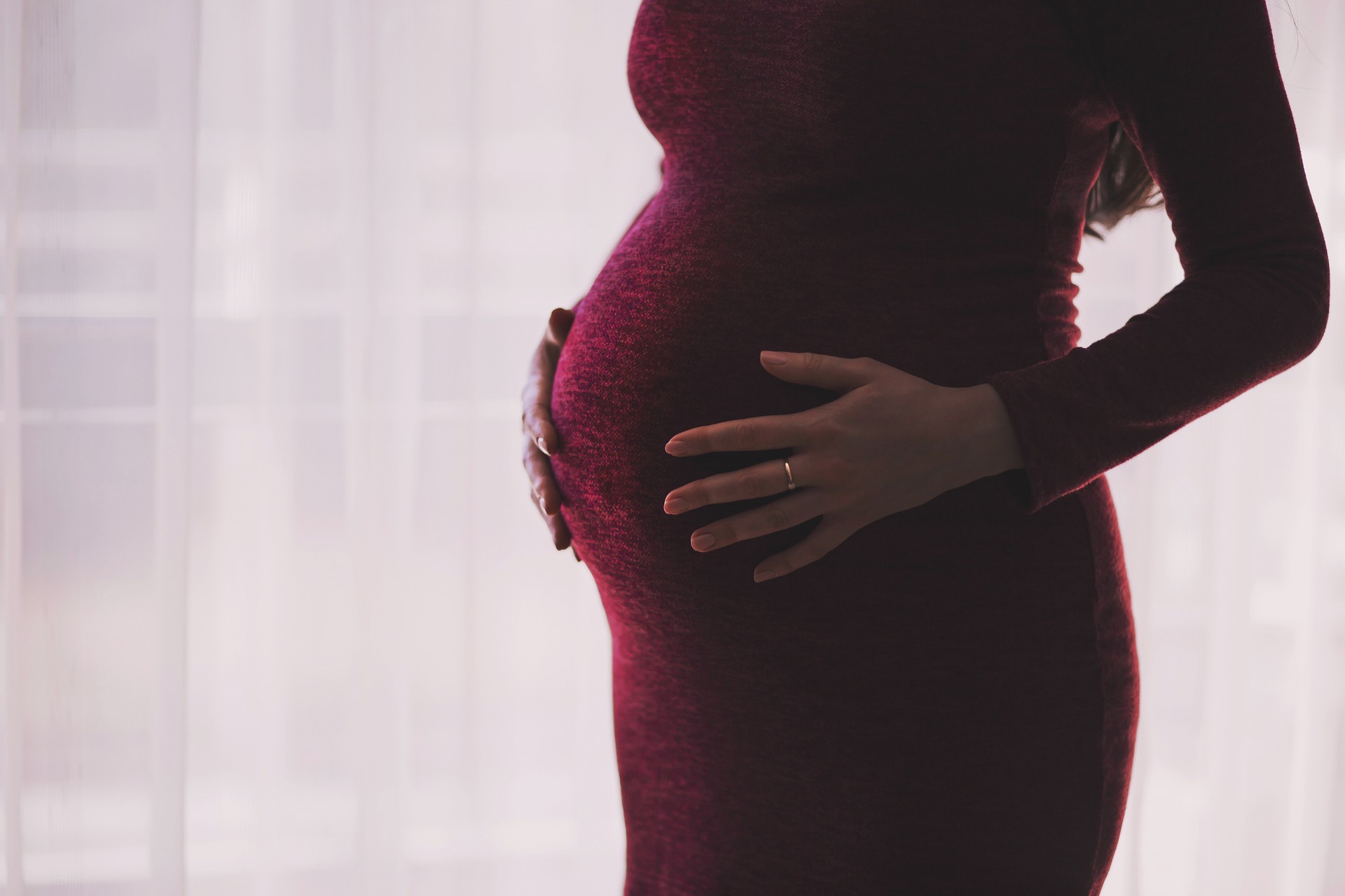 woman pregnant