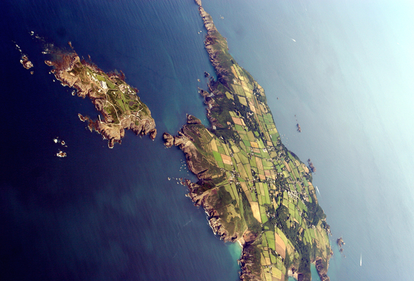 sark_brecqhou.jpg
