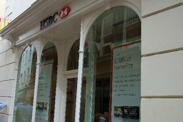 2009NCLJADE30609-vi.jpg