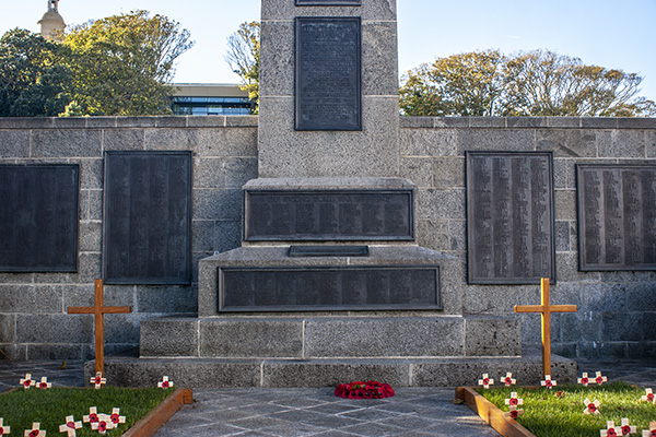 memorial2.jpg