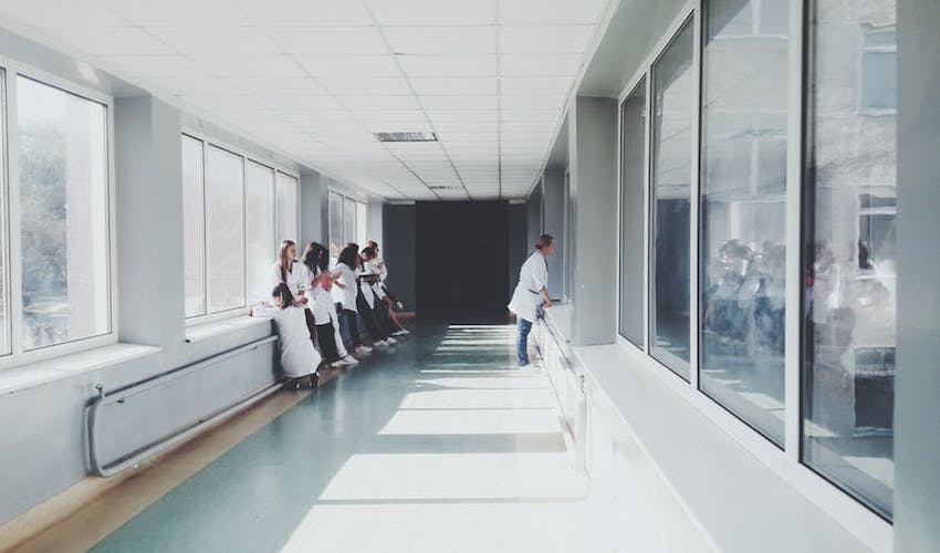 hospital staff nurses