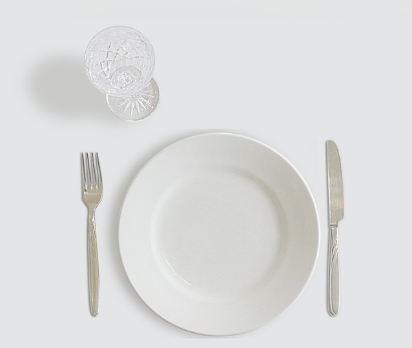 dishes empty plate