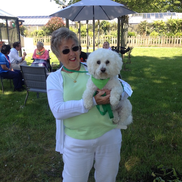jean_rolls_therapy_dog_tilly.jpeg