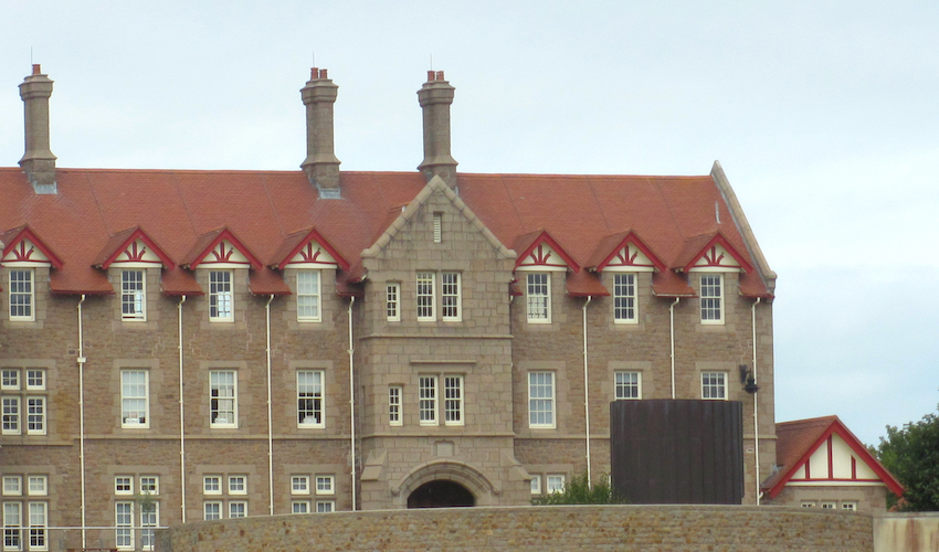 jerseycollegeforgirlsjcg.jpg