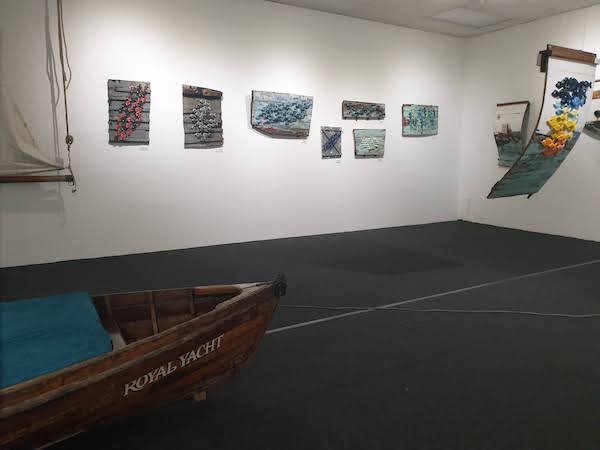 11Jane_James_Shipwrecked
