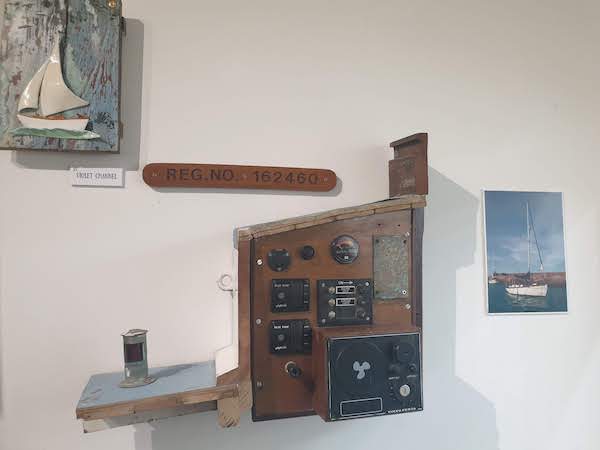 51Jane_James_Shipwrecked