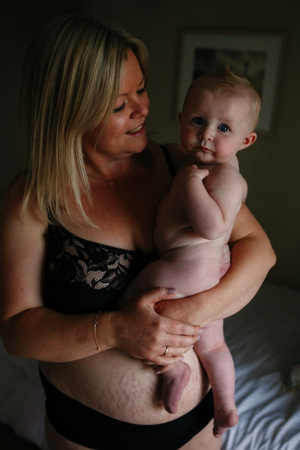 6Body_Positive_Postpartum_photoshoot