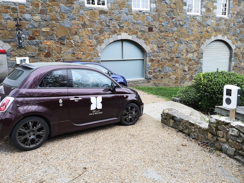 Bella luce ev charging electric