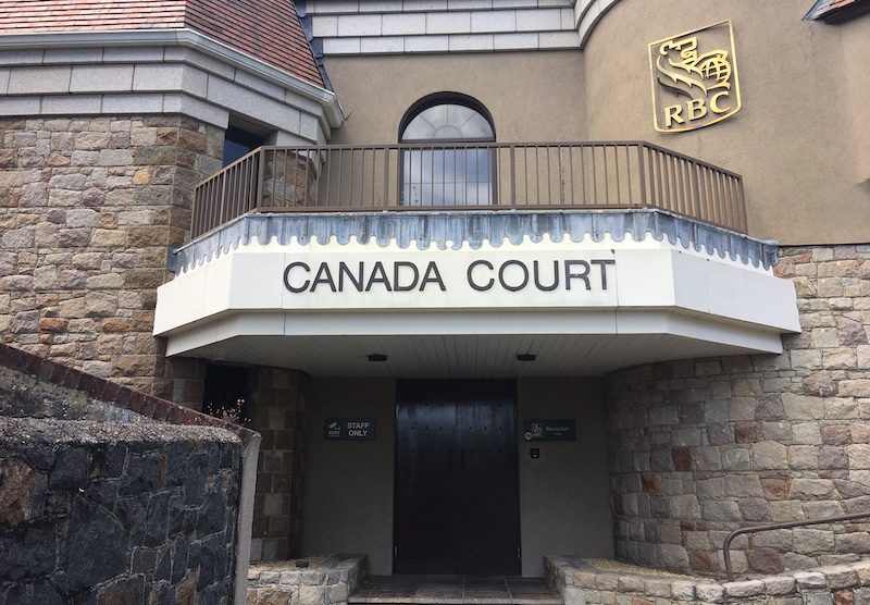 canada court Elizabeth College