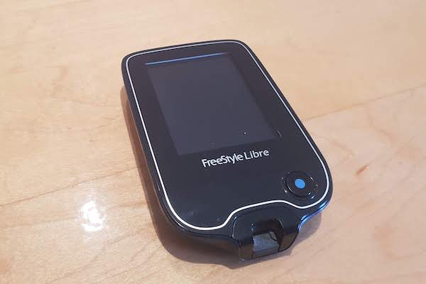 freestyle_libre_glucose_monitor.jpg