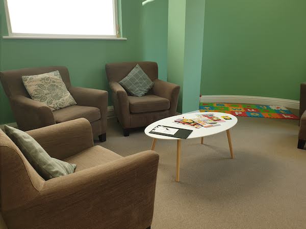 5Listening_Lounge_Charles_House.jpg