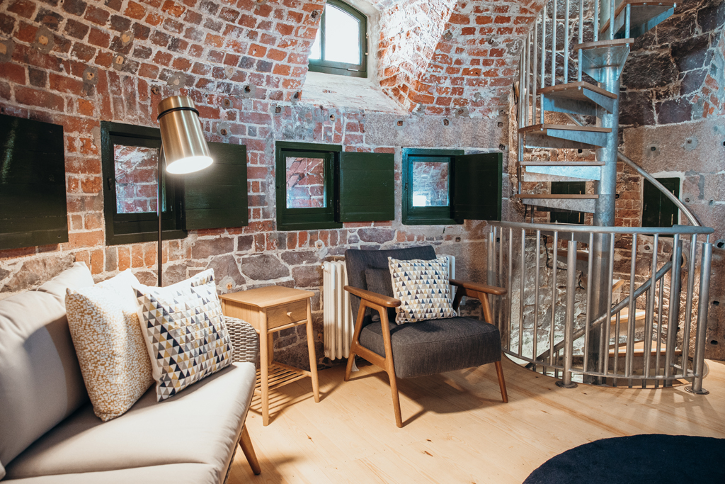 Archirondel_Tower_lounge