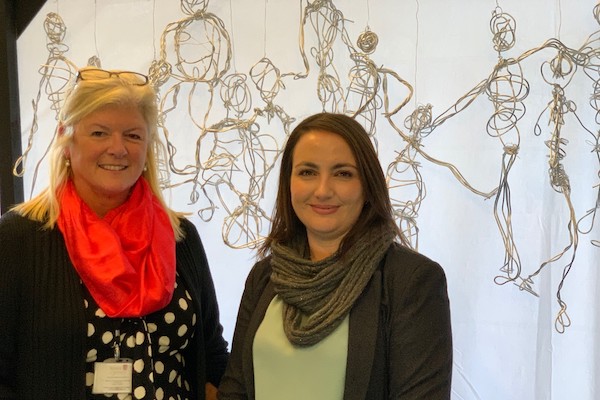 Kate_Sugden_and_Sen_Tracey_Vallois.jpg