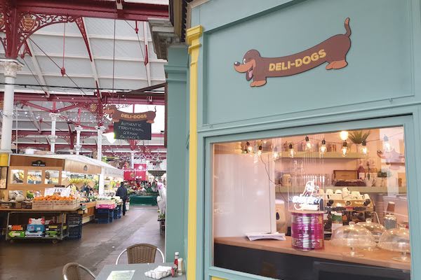 11Deli_Dogs.jpg