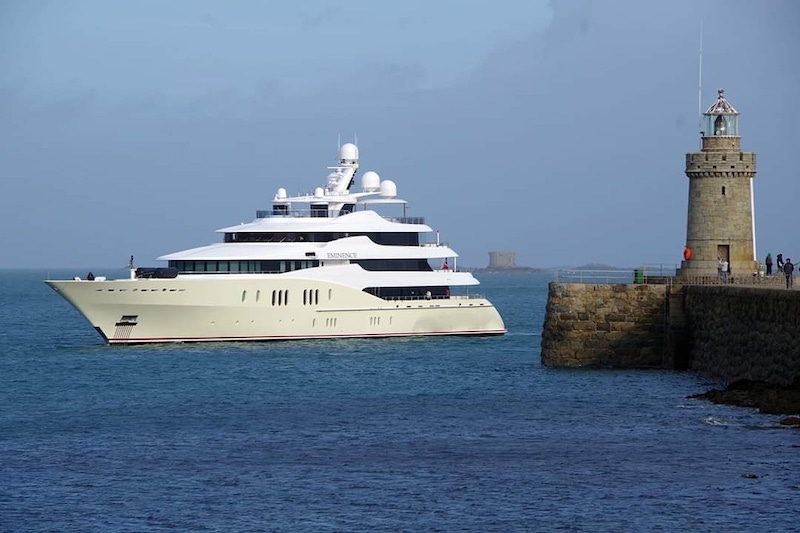 super yacht