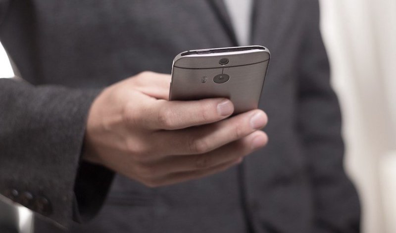 phone_network_5g_telecoms_telecommunications.jpg
