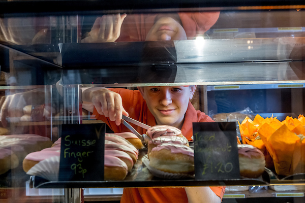 3Sarah_Dodge_Vienna_Bakery_CREDIT_GARY_GRIMSHAW.jpg