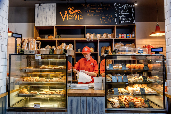 5Sarah_Dodge_Vienna_Bakery_CREDIT_GARY_GRIMSHAW.jpg