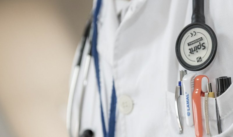 health_medical_medicine_hospital_doctor_nurse.jpg