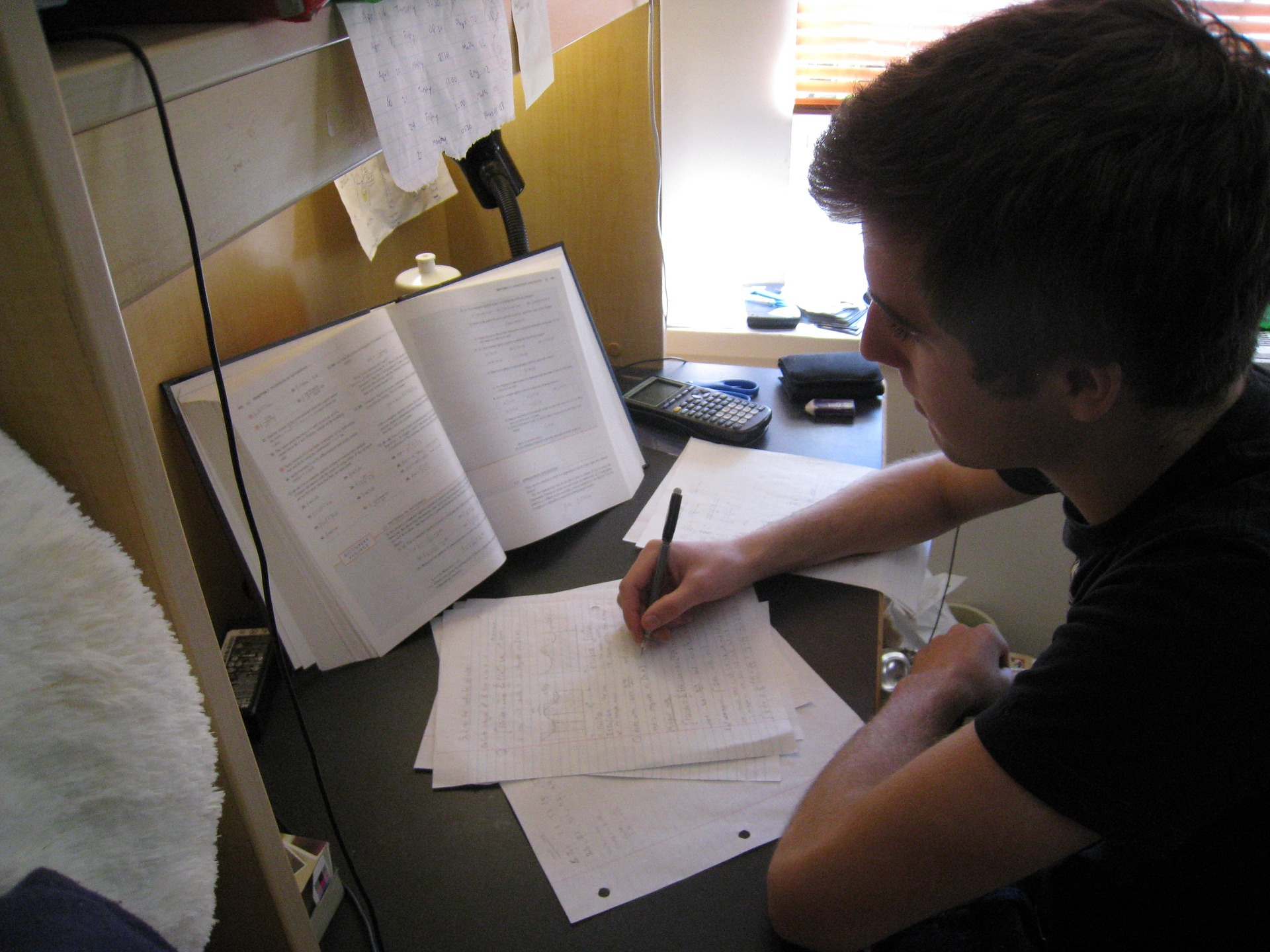 studentrevisionuniversity.jpg